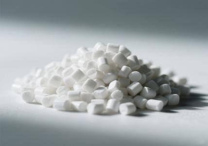Оптимизиране на NR, SBR и EPDM каучук със ZnO-80